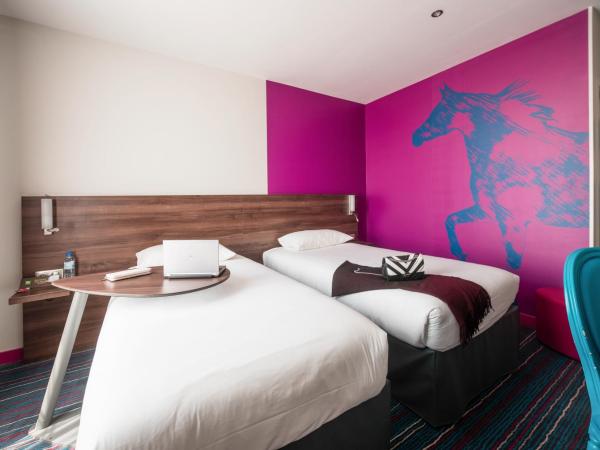 ibis Styles Saumur Gare Centre : photo 1 de la chambre chambre lits jumeaux standard