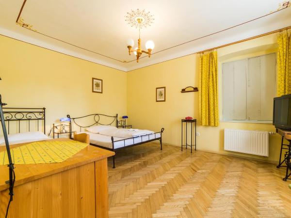 Penzion Gardena : photo 8 de la chambre chambre double deluxe avec lit d'appoint