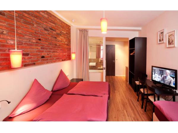 Hotel PurPur : photo 4 de la chambre chambre double ou lits jumeaux avec parking gratuit