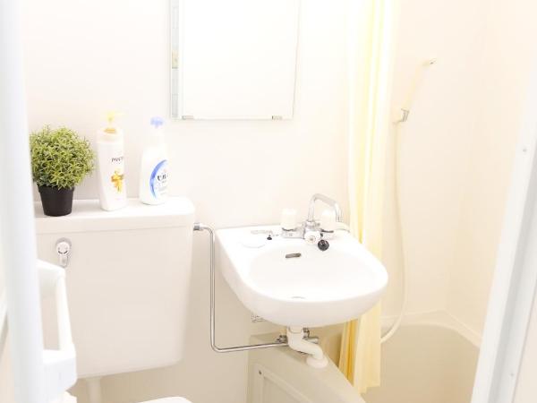 Shinjuku Sky hostel : photo 10 de la chambre chambre double deluxe avec baignoire