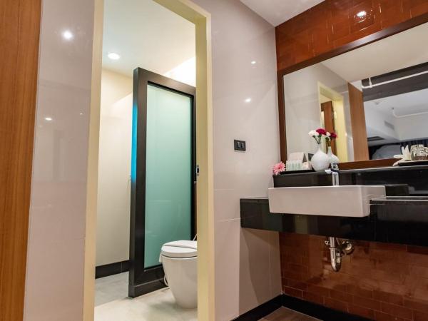 Dang Derm In The Park Khaosan : photo 7 de la chambre suite triple