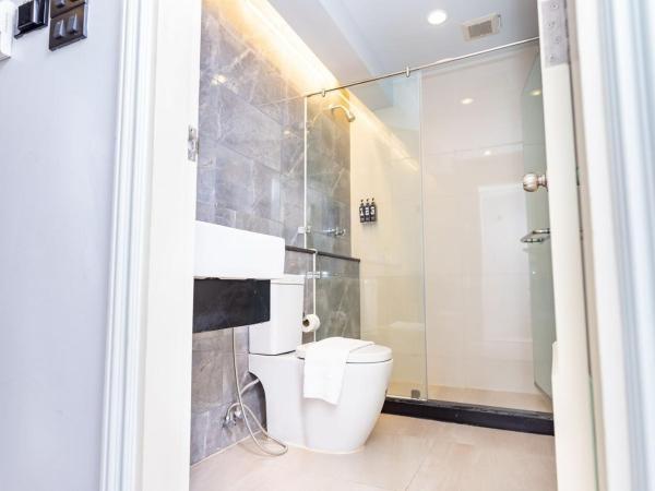 Dang Derm In The Park Khaosan : photo 9 de la chambre chambre triple de luxe