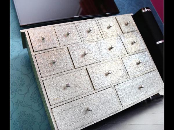 V E R O N E - Rooms & Suites - Liège - Rocourt : photo 3 de la chambre chambre double avec baignoire spa