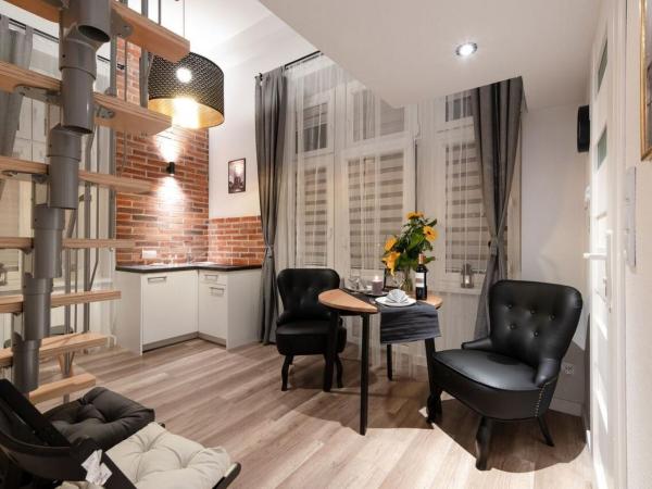 DIETLA 99 APARTMENTS - IDEAL LOCATION - in the heart of Krakow : photo 5 de la chambre appartement en duplex