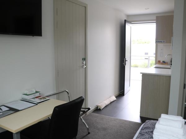 MCM Motel Christchurch : photo 1 de la chambre studio d'affaires