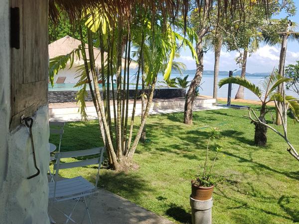 Sunrise Beach Resort : photo 3 de la chambre bungalow - vue sur mer