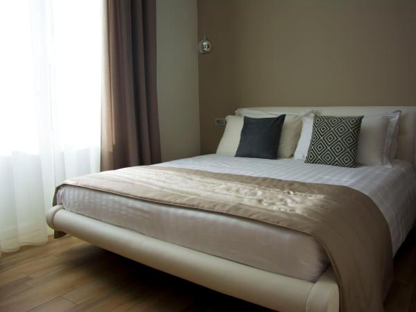 ApartHotel Durini : photo 6 de la chambre chambre double avec balcon