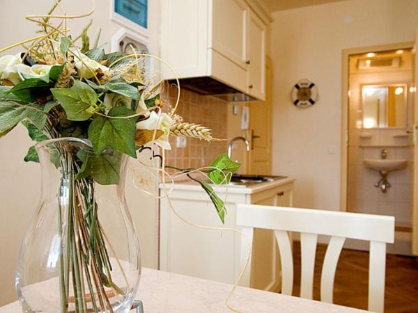 Residence LA CARERA Centro Storico : photo 9 de la chambre appartement 1 chambre - vue sur mer