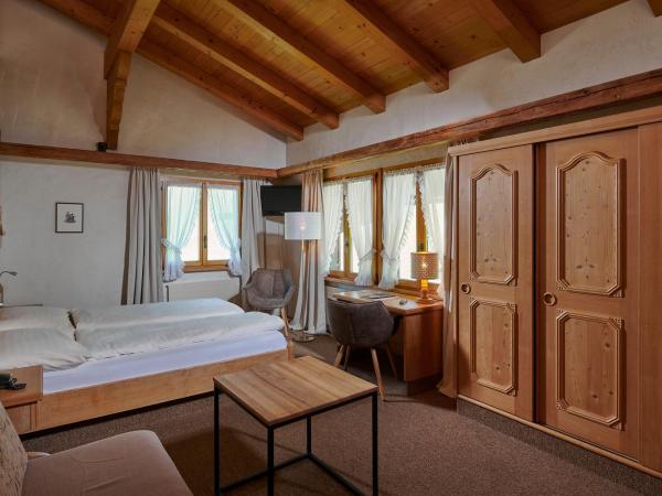 Hotel Alphorn : photo 4 de la chambre chambre double confort