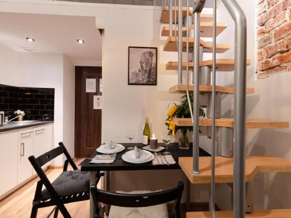 DIETLA 99 APARTMENTS - IDEAL LOCATION - in the heart of Krakow : photo 6 de la chambre appartement en duplex