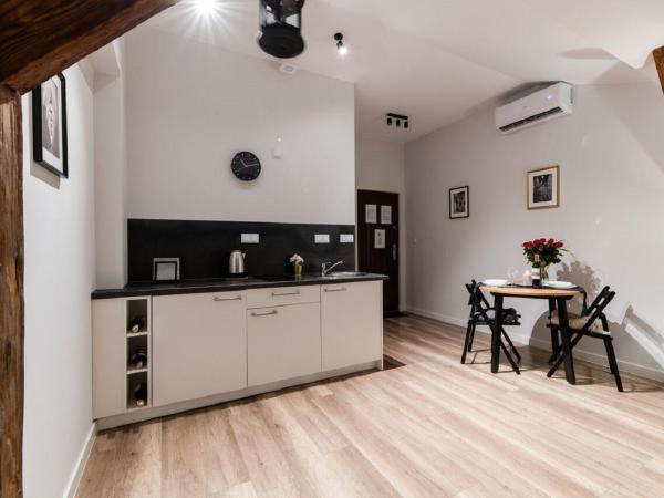 DIETLA 99 APARTMENTS - IDEAL LOCATION - in the heart of Krakow : photo 5 de la chambre appartement supérieur