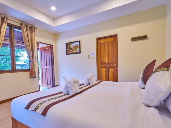 Mina Garden Villa Resort : photo 5 de la chambre chambre double ou lits jumeaux avec salle de bains privative