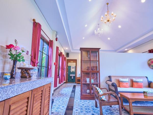 Mina Garden Villa Resort : photo 3 de la chambre chambre familiale - vue sur jardin