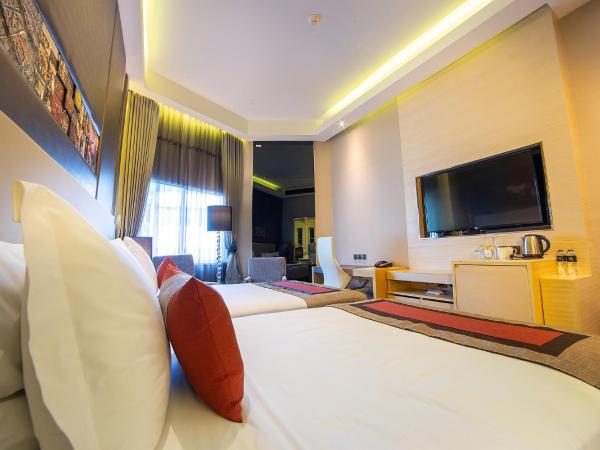 Graceland Bangkok by Grace Hotel - SHA Extra Plus : photo 4 de la chambre grande chambre deluxe lits jumeaux