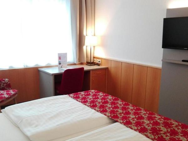Stadtoase Kolping Hotel : photo 9 de la chambre chambre double ou lits jumeaux