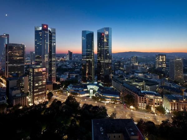 INNSiDE by Meliá Frankfurt Eurotheum : photo 4 de la chambre the townhouse