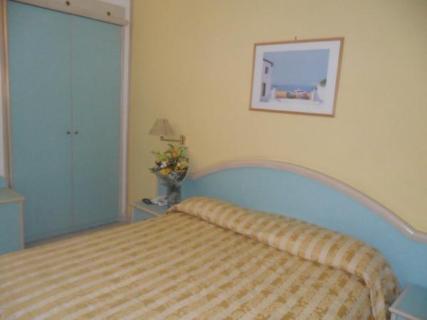 Hotel Solemare Beach & Beauty SPA : photo 1 de la chambre chambre quadruple standard
