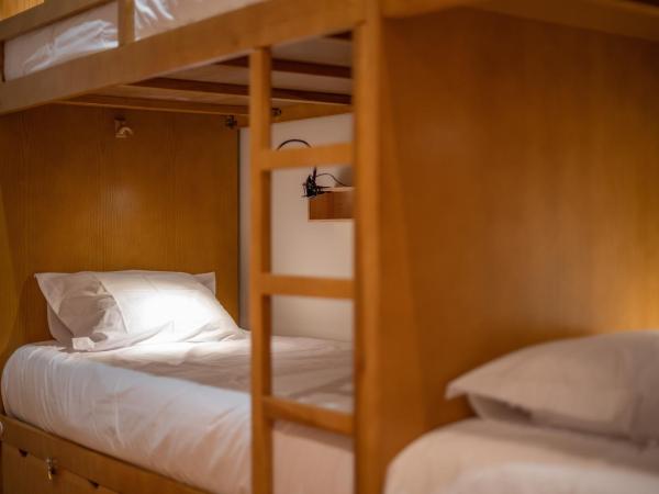 Peach Hostel & Suites : photo 6 de la chambre lit dans dortoir de 8 lits