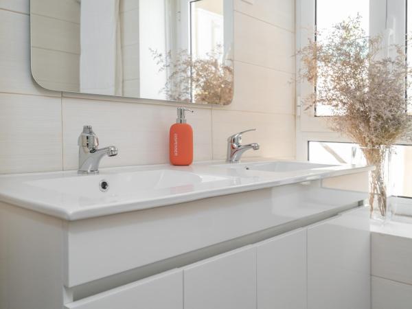 Peach Hostel & Suites : photo 3 de la chambre lit dans dortoir de 8 lits