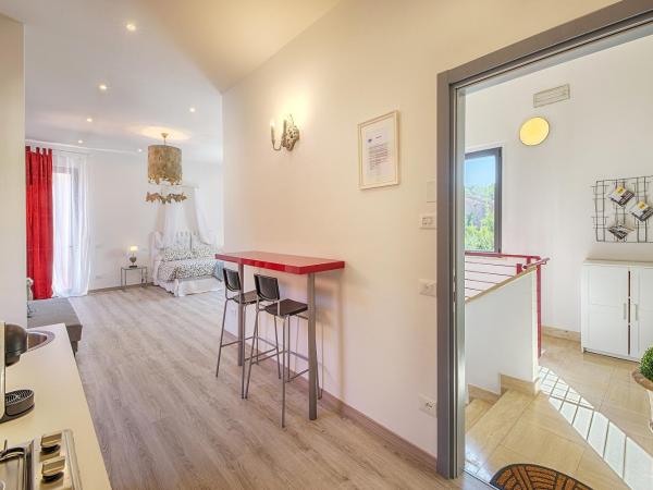 Siena Vip B&B : photo 3 de la chambre studio lit king-size