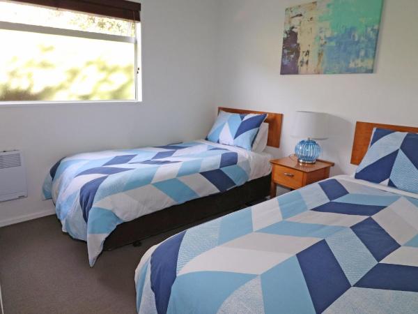 Sumner Bay Motel : photo 2 de la chambre appartement 2 chambres