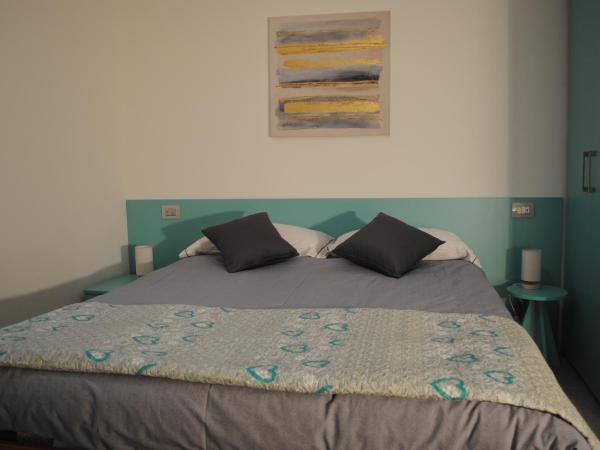 Bergamo Alta Guest House : photo 4 de la chambre chambre double ou lits jumeaux