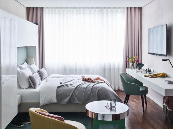 SIDE, Hamburg, a Member of Design Hotels : photo 2 de la chambre chambre double supérieure