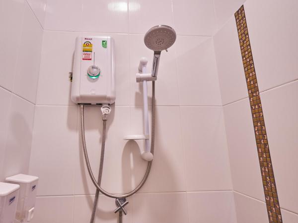 Mina Garden Villa Resort : photo 8 de la chambre chambre double ou lits jumeaux avec salle de bains privative