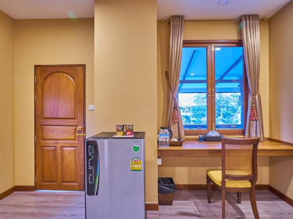 Mina Garden Villa Resort : photo 4 de la chambre chambre lit queen-size - vue sur piscine