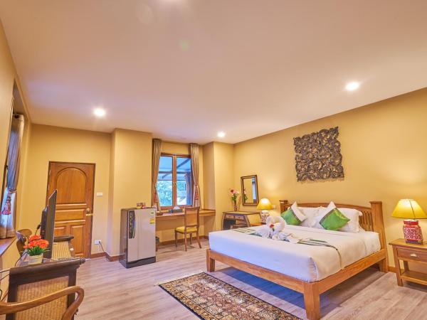 Mina Garden Villa Resort : photo 1 de la chambre chambre lit queen-size - vue sur piscine