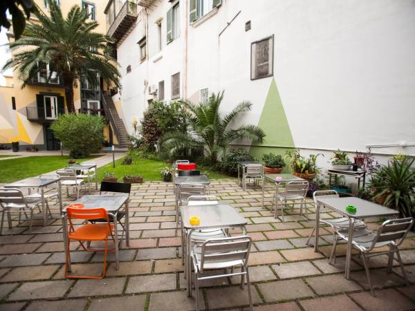La Controra Hostel Naples : photo 4 de la chambre chambre double