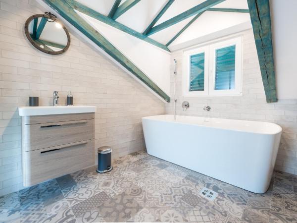 EuroAdria Residence : photo 3 de la chambre chambre double ou lits jumeaux deluxe supérieure 