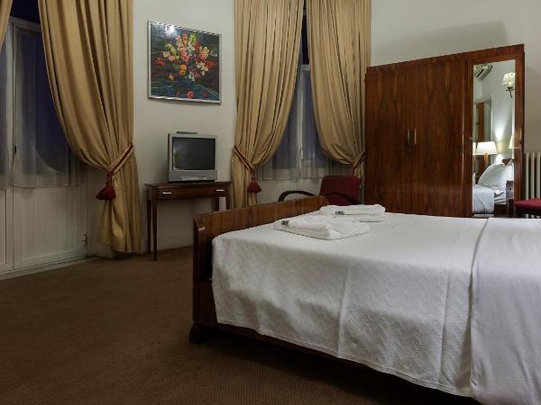 Hotel Astoria : photo 3 de la chambre chambre romantique