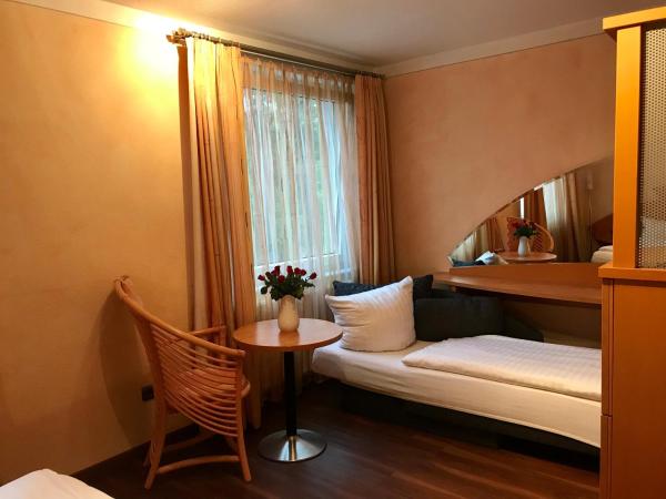 Park-Residenz Isernhagen : photo 1 de la chambre chambre double standard