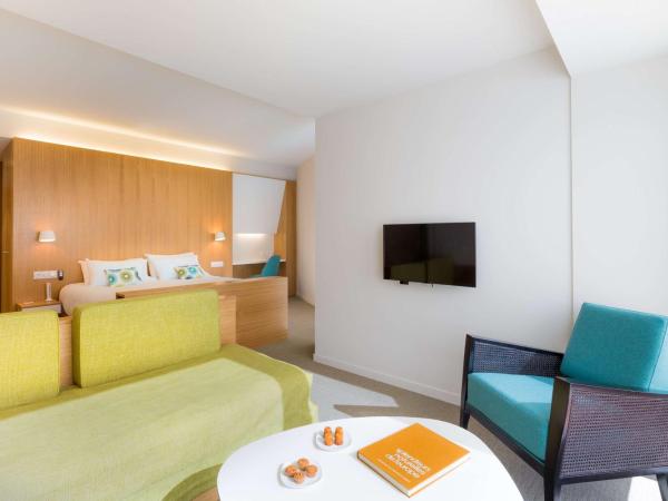 Best Western Plus Hotel Divona Cahors : photo 4 de la chambre suite junior lit king-size - non-fumeurs