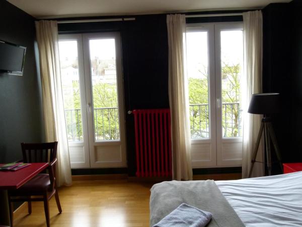 Hôtel Victor : photo 6 de la chambre chambre triple