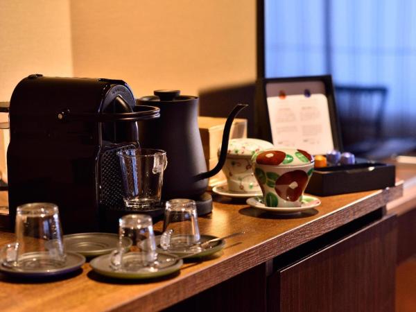 Muromachi Yutone Kyokoyado : photo 5 de la chambre chambre double avec salle de bains privative et tatami au sol - shiraai