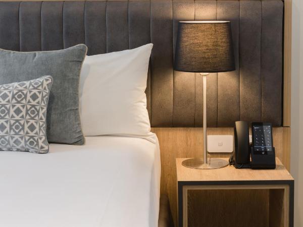 Ingot Hotel Perth, Ascend Hotel Collection : photo 4 de la chambre superior king room disability access 