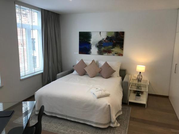 Antwerp Business Suites : photo 1 de la chambre chambre standard dernier Étage