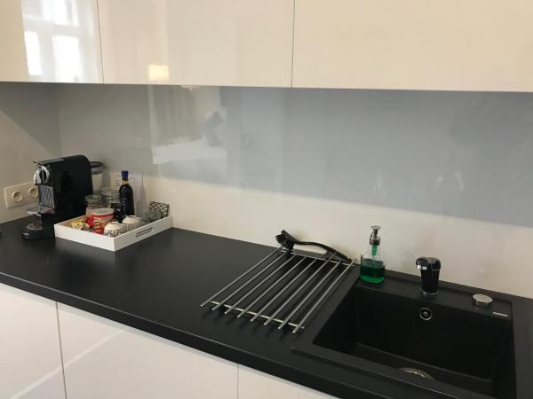 Antwerp Business Suites : photo 8 de la chambre petite chambre standard - vue sur ville