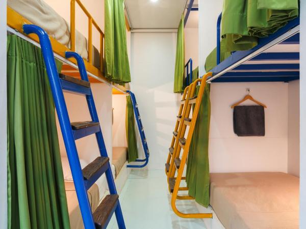 Aekkeko hostel : photo 10 de la chambre lit dans dortoir mixte de 8 lits 