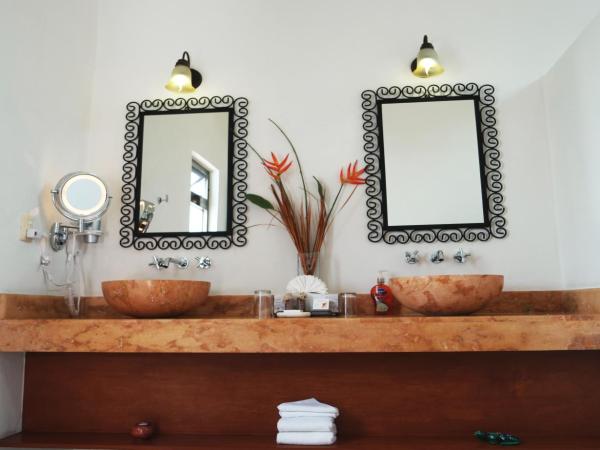 Merida Santiago Hotel Boutique : photo 7 de la chambre suite supérieure - vue sur piscine