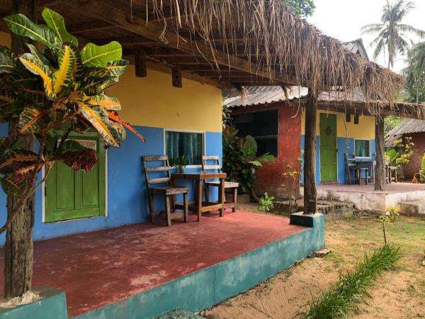 Klong Jark Bungalows : photo 5 de la chambre bungalow - vue sur mer 