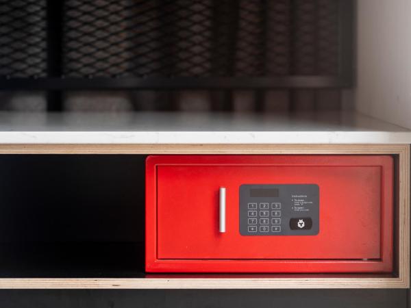 Hotel the Match : photo 7 de la chambre chambre lits jumeaux