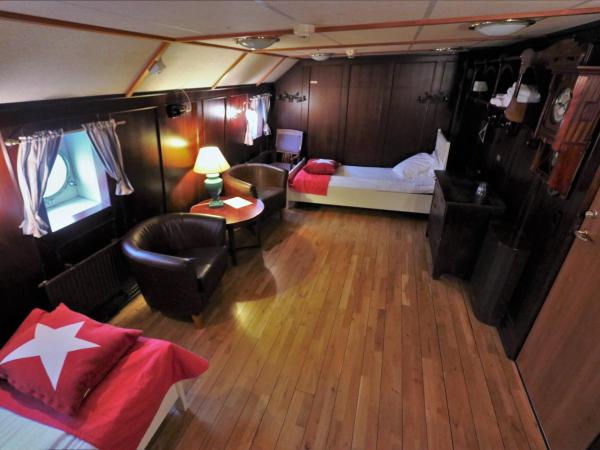 Hotel Barken Viking : photo 2 de la chambre chambre lits jumeaux avec toilettes communes