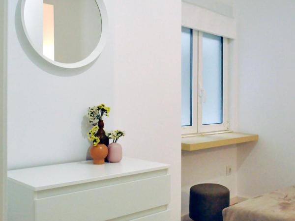 Hola Hostel Alicante : photo 4 de la chambre chambre simple avec salle de bains commune