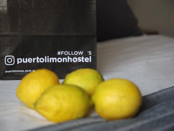 Puerto Limon Hostel : photo 6 de la chambre chambre double supérieure
