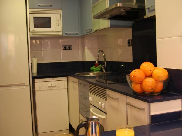 Apartaments Independencia : photo 3 de la chambre appartement 2 chambres (3 adultes)