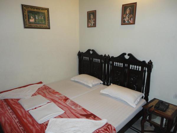Krishna Palace - A Heritage Hotel : photo 5 de la chambre chambre double ou lits jumeaux standard - sans climatisation