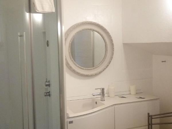 Academia Residence : photo 1 de la chambre chambre familiale standard